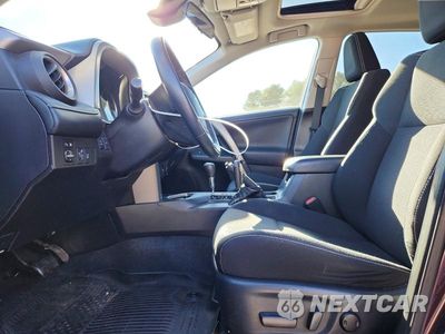 Zdjęcie 7 z 13 samochodu: 2018 TOYOTA RAV4 XLE VIN:2T3RFREV8JW715085 - miniatura