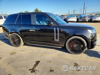 Czwarte zdjęcie samochodu z boku: 2023 LAND ROVER RANGE ROVER SV VIN:SALKU9E70PA049896 - miniatura