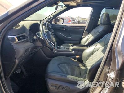 Zdjęcie 7 z 14 samochodu: 2021 TOYOTA HIGHLANDER XSE VIN:5TDJZRBH5MS160931 - miniatura