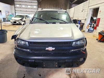 Piąte zdjęcie samochodu w środku: 2004 CHEVROLET TRAILBLAZER LS VIN:1GNDT13S042105988 - miniatura