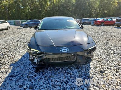 Piąte zdjęcie samochodu w środku: 2025 HYUNDAI ELANTRA SEL SPORT VIN:KMHLM4DG1SU032060 - miniatura