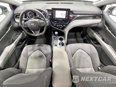 Zdjęcie 8 z 12 samochodu: 2023 TOYOTA CAMRY HYBRID LE VIN:4T1C31AKXPU055211 - miniatura