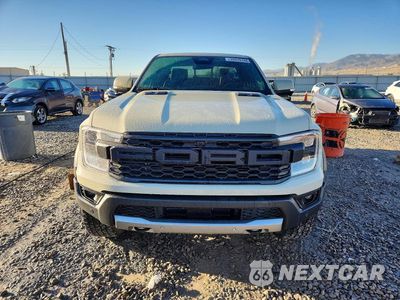 Piąte zdjęcie samochodu w środku: 2025 FORD RANGER RAPTOR VIN:1FTER4LR3SLE65466 - miniatura