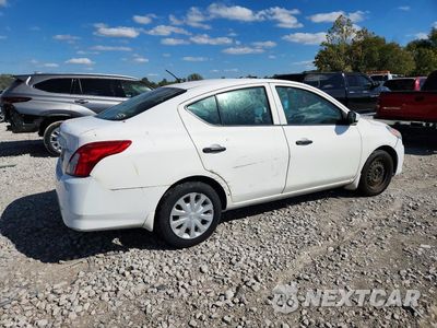 Trzecie zdjęcie samochodu z tyłu: 2016 NISSAN VERSA 1.6 S VIN:3N1CN7AP5GL917115 - miniatura