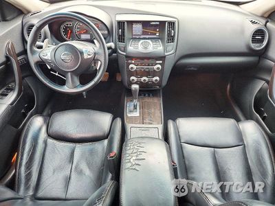 Zdjęcie 8 z 12 samochodu: 2014 NISSAN MAXIMA 3.5 S VIN:1N4AA5AP4EC908554 - miniatura