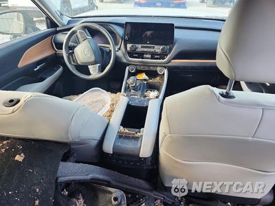 Zdjęcie 8 z 13 samochodu: 2025 TOYOTA GRAND HIGHLANDER HYBRID LIMITED VIN:5TDACAB53SS062244 - miniatura