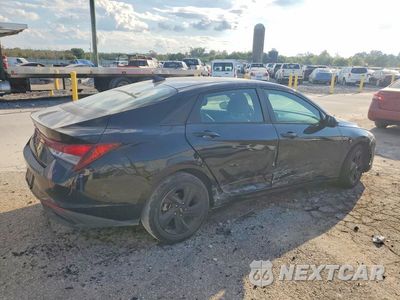 Trzecie zdjęcie samochodu z tyłu: 2021 HYUNDAI ELANTRA SEL VIN:KMHLM4AG5MU157327 - miniatura