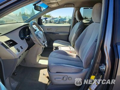 Zdjęcie 7 z 13 samochodu: 2012 TOYOTA SIENNA LE VIN:5TDKK3DC5CS216906 - miniatura