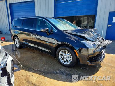 Czwarte zdjęcie samochodu z boku: 2027 CHRYSLER PACIFICA SELECT VIN:2C4RC1BG0VR560242 - miniatura