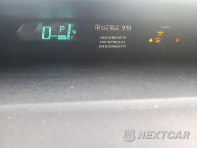 Zdjęcie 9 z 12 samochodu: 2013 TOYOTA PRIUS C THREE VIN:JTDKDTB32D1538432 - miniatura