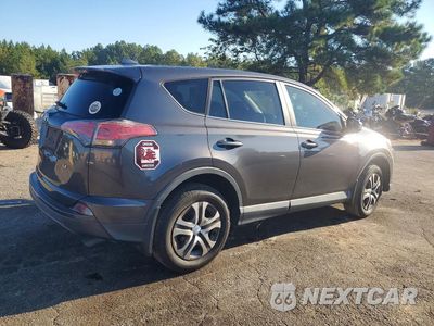 Trzecie zdjęcie samochodu z tyłu: 2017 TOYOTA RAV4 LE VIN:2T3ZFREV4HW363021 - miniatura