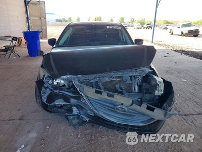 Piąte zdjęcie samochodu w środku: 2016 MAZDA 3 SPORT VIN:3MZBM1K72GM246338 - miniatura