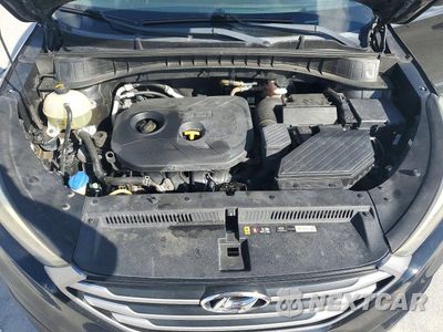 Zdjęcie 12 z 13 samochodu: 2017 HYUNDAI TUCSON SE VIN:KM8J33A44HU469039 - miniatura