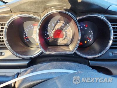 Zdjęcie 9 z 12 samochodu: 2013 KIA OPTIMA LX VIN:5XXGM4A77DG226224 - miniatura