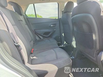 Zdjęcie 11 z 13 samochodu: 2015 CHEVROLET TRAX 1LT VIN:3GNCJRSB9FL255097 - miniatura
