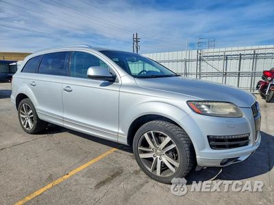 Czwarte zdjęcie samochodu z boku: 2014 AUDI Q7 PREMIUM PLUS VIN:WA1LGAFEXED005217 - miniatura