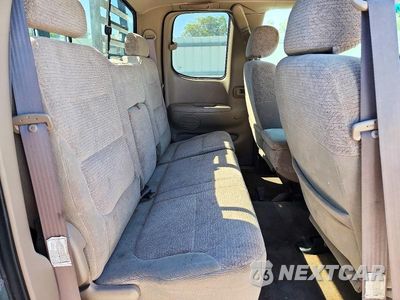 Zdjęcie 10 z 12 samochodu: 2001 TOYOTA TUNDRA ACCESS CAB LIMITED VIN:5TBRT38111S210627 - miniatura