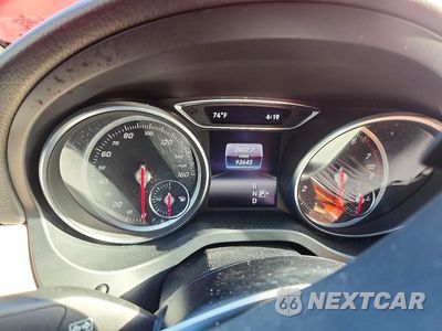 Zdjęcie 9 z 12 samochodu: 2019 MERCEDES-BENZ CLA 250 4MATIC VIN:WDDSJ4GB1KN721637 - miniatura
