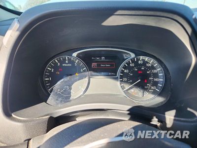 Zdjęcie 9 z 13 samochodu: 2018 NISSAN PATHFINDER S VIN:5N1DR2MMXJC637974 - miniatura