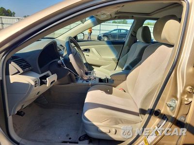 Zdjęcie 7 z 12 samochodu: 2010 TOYOTA CAMRY LE VIN:4T1BF3EK6AU006362 - miniatura