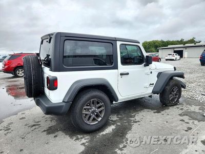 Trzecie zdjęcie samochodu z tyłu: 2025 JEEP WRANGLER SPORT VIN:1C4PJXAN7SW603249 - miniatura