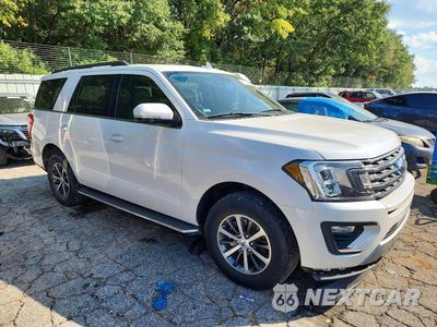 Czwarte zdjęcie samochodu z boku: 2019 FORD EXPEDITION XLT VIN:1FMJU1HT4KEA03482 - miniatura