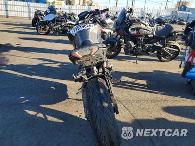 Czwarte zdjęcie samochodu z boku: 2015 YAMAHA FZ09 C VIN:JYARN33Y7FA001978 - miniatura
