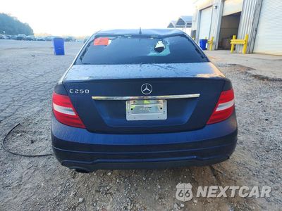 Zdjęcie 6 z 12 samochodu: 2014 MERCEDES-BENZ C 250 VIN:WDDGF4HB5EG211595 - miniatura