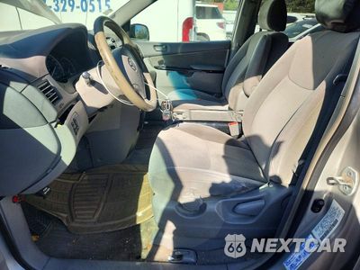 Zdjęcie 7 z 12 samochodu: 2004 TOYOTA SIENNA LE 7 PASSENGER VIN:5TDZA23CX4S073899 - miniatura