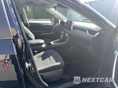 Piąte zdjęcie samochodu w środku: 2023 TOYOTA RAV4 LE VIN:2T3F1RFV6PW368610 - miniatura