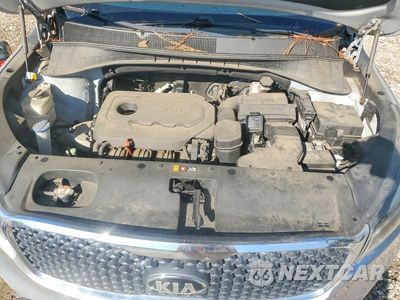Zdjęcie 12 z 13 samochodu: 2017 KIA SORENTO LX VIN:5XYPG4A34HG267884 - miniatura