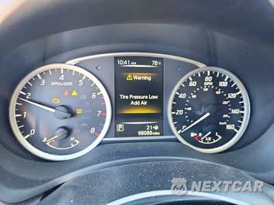Zdjęcie 9 z 12 samochodu: 2016 NISSAN SENTRA SR VIN:3N1AB7APXGY297493 - miniatura
