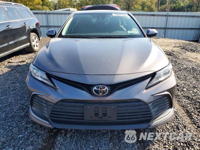 Piąte zdjęcie samochodu w środku: 2021 TOYOTA CAMRY LE VIN:4T1C11AK1MU542928 - miniatura
