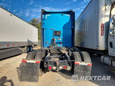 Zdjęcie 6 z 14 samochodu: 2019 KENWORTH T680 SEMI TRUCK VIN:1XKYD49X6KJ291930 - miniatura