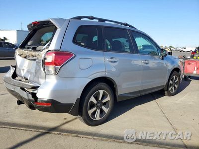 Trzecie zdjęcie samochodu z tyłu: 2017 SUBARU FORESTER 2.5I PREMIUM VIN:JF2SJAEC7HH535324 - miniatura