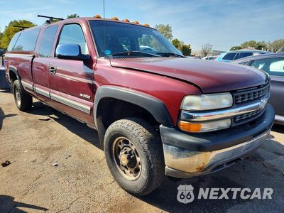 Czwarte zdjęcie samochodu z boku: 1999 CHEVROLET SILVERADO K2500 VIN:1GCGK29U3XE196328 - miniatura