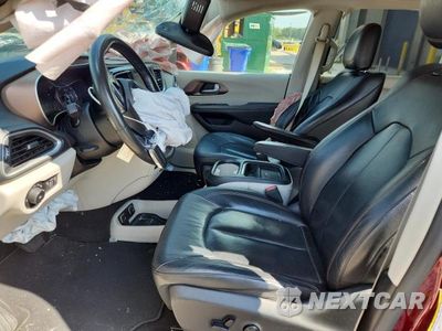 Zdjęcie 7 z 14 samochodu: 2019 CHRYSLER PACIFICA TOURING L VIN:2C4RC1BG2KR537511 - miniatura