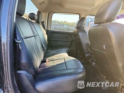 Zdjęcie 10 z 12 samochodu: 2016 RAM 2500 ST VIN:3C6UR5CL3GG248315 - miniatura