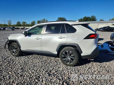 Drugie zdjęcie samochodu z przodu: 2023 TOYOTA RAV4 XLE PREMIUM VIN:JTMB6RFV8PJ036005 - miniatura
