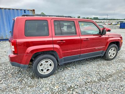 Trzecie zdjęcie samochodu z tyłu: 2015 JEEP PATRIOT SPORT VIN:1C4NJPBA6FD131243 - miniatura