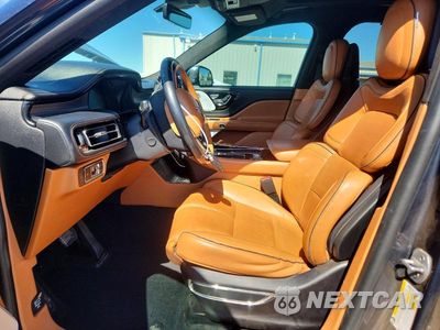 Zdjęcie 7 z 13 samochodu: 2020 LINCOLN AVIATOR BLACK LABEL VIN:5LM5J9XC3LGL00787 - miniatura
