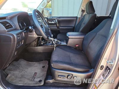 Zdjęcie 7 z 13 samochodu: 2017 TOYOTA 4RUNNER VIN:JTEBU5JR9H5462266 - miniatura