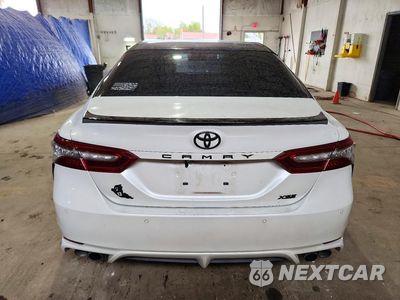 Zdjęcie 6 z 12 samochodu: 2018 TOYOTA CAMRY XSE VIN:4T1B61HK9JU009403 - miniatura