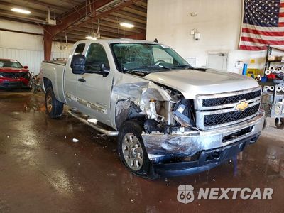 Czwarte zdjęcie samochodu z boku: 2011 CHEVROLET SILVERADO K2500 HEAVY DUTY LT VIN:1GC2KXCG4BZ276992 - miniatura