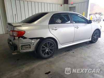 Trzecie zdjęcie samochodu z tyłu: 2013 TOYOTA COROLLA S VIN:5YFBU4EE0DP091159 - miniatura