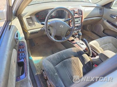 Zdjęcie 8 z 12 samochodu: 2005 HYUNDAI SONATA GLS VIN:KMHWF35H05A192106 - miniatura