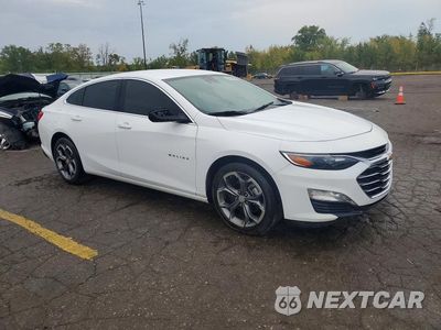 Czwarte zdjęcie samochodu z boku: 2024 CHEVROLET MALIBU LT VIN:1G1ZD5ST4RF143424 - miniatura