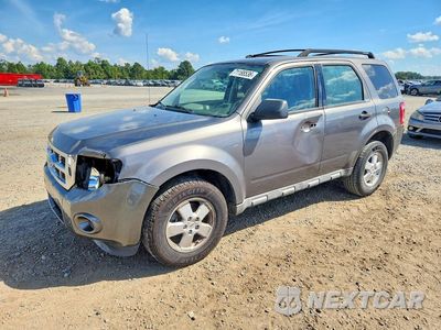 2011 FORD ESCAPE XLS 1FMCU0C72BKA36723 - główne zdjęcie licytacji z USA - miniatura
