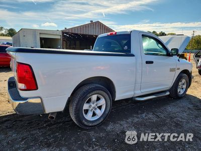 Trzecie zdjęcie samochodu z tyłu: 2016 RAM 1500 ST VIN:3C6JR6AT8GG142552 - miniatura
