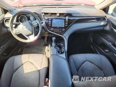 Zdjęcie 8 z 12 samochodu: 2020 TOYOTA CAMRY LE VIN:4T1C11AK0LU939593 - miniatura